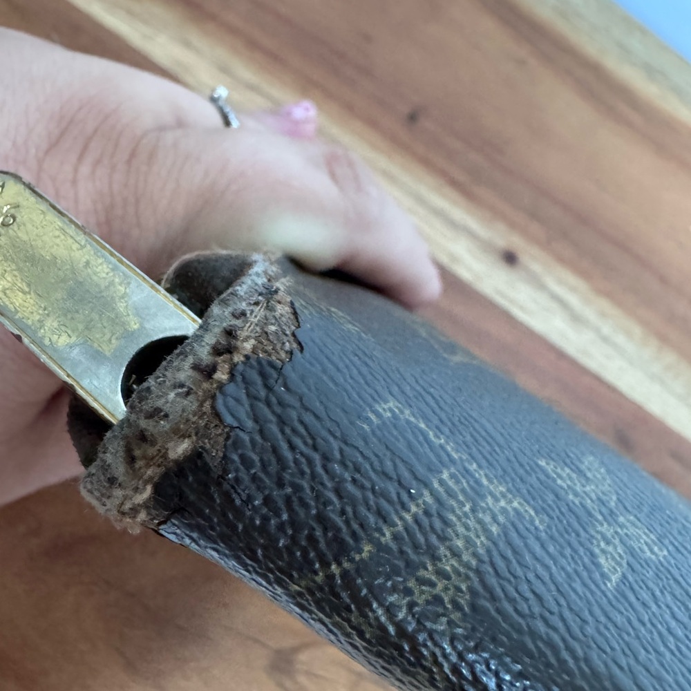 Louis Vuitton Zippy Brown Monogram Wallet - Picture 16 of 16